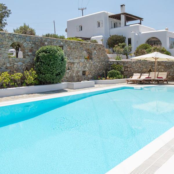 Ferienhaus mykonos Luxusvilla mieten griechenland privater pool meerblick sandstrand finest greek villas